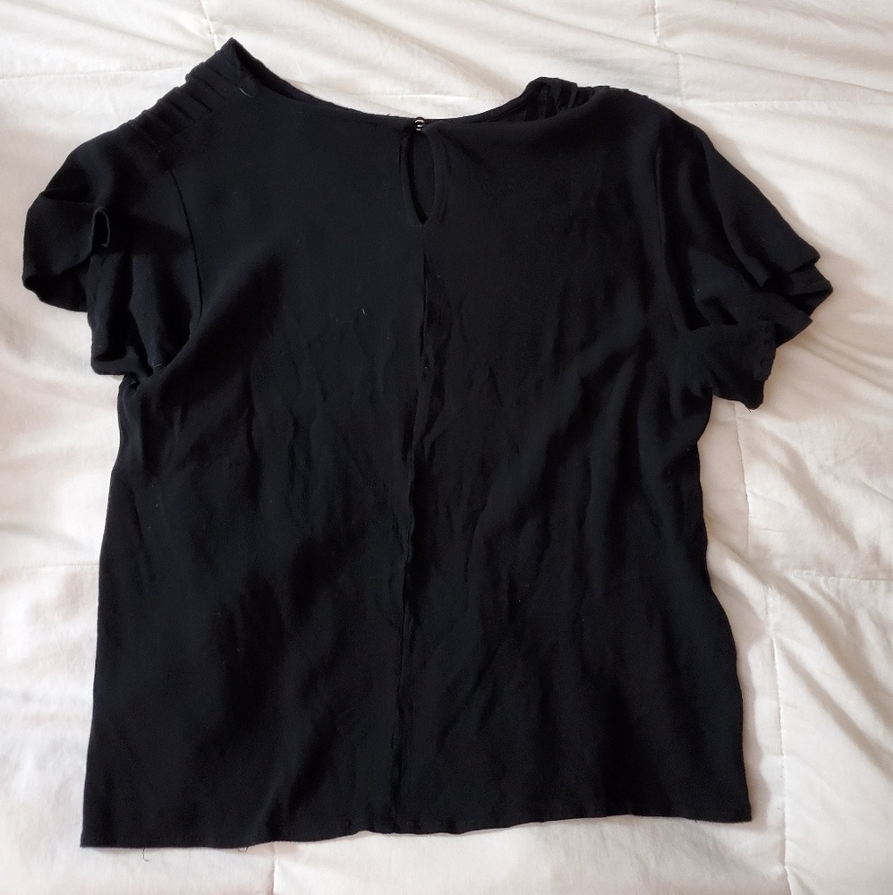 Top - Picture 2 of 3